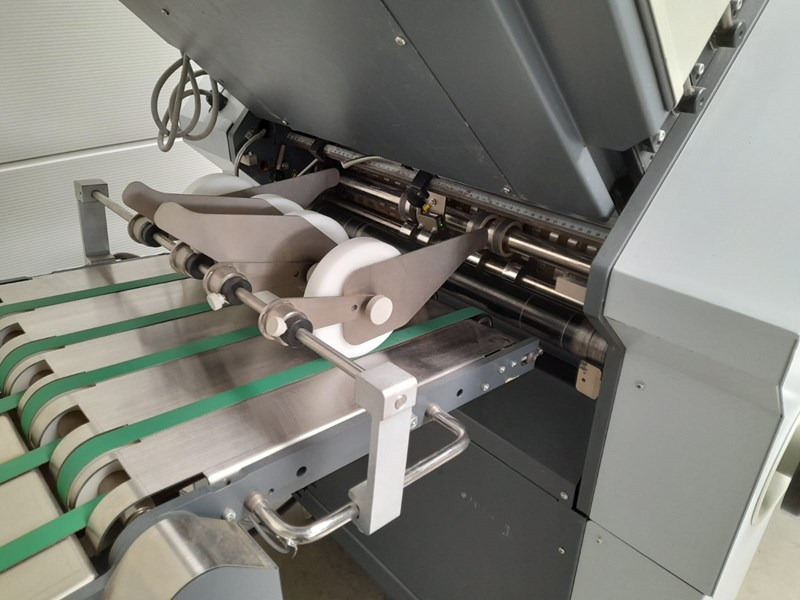 Horizon AF-566 F | folder | 6 | 2014 - Folding machine: picture 3 Horizon AF-566 F | folder | 6 | 2014 - Folding machine: picture 3