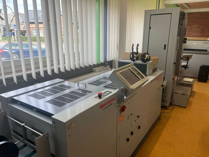 Horizon SPF-200A FC-200A VAC-100a VAC-100c - Printing machinery: picture 1 Horizon SPF-200A FC-200A VAC-100a VAC-100c - Printing machinery: picture 1