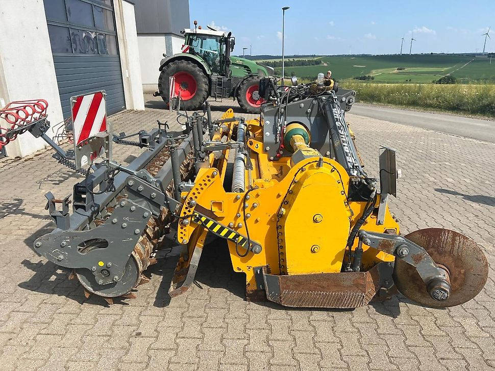 J.Reiff Sarl
Herr Stefan Neukirch - 77 Z.I in den - Soil tillage equipment: picture 3 J.Reiff Sarl
Herr Stefan Neukirch - 77 Z.I in den - Soil tillage equipment: picture 3