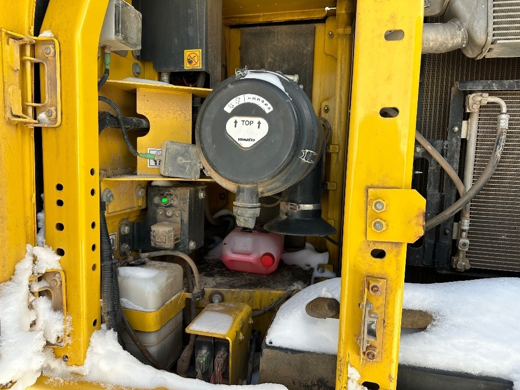 Leasing of Komatsu PC 210 LC-11  Komatsu PC 210 LC-11: picture 28