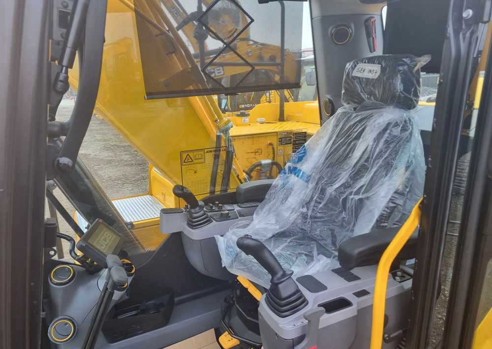 New Crawler excavator JCB 150X: picture 7