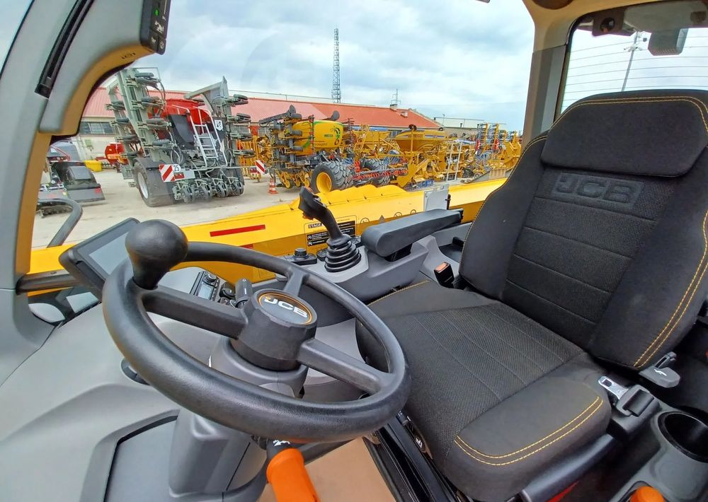 Telescopic handler JCB 542-70 Agri Xtra: picture 8 Telescopic handler JCB 542-70 Agri Xtra: picture 8