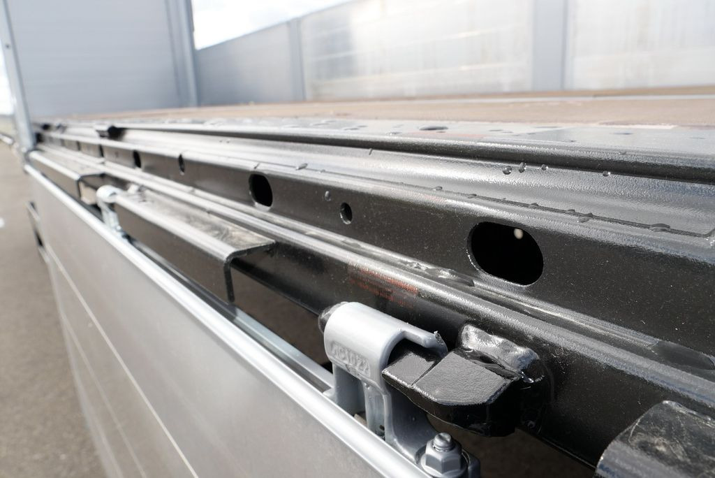 New Dropside/ Flatbed semi-trailer Kögel SN24/ BW 800 mm/144 x rungent. BPW/ LENKACHSE Kögel SN24/ BW 800 mm/144 x rungent. BPW/ LENKACHSE: picture 27 New Dropside/ Flatbed semi-trailer Kögel SN24/ BW 800 mm/144 x rungent. BPW/ LENKACHSE Kögel SN24/ BW 800 mm/144 x rungent. BPW/ LENKACHSE: picture 27