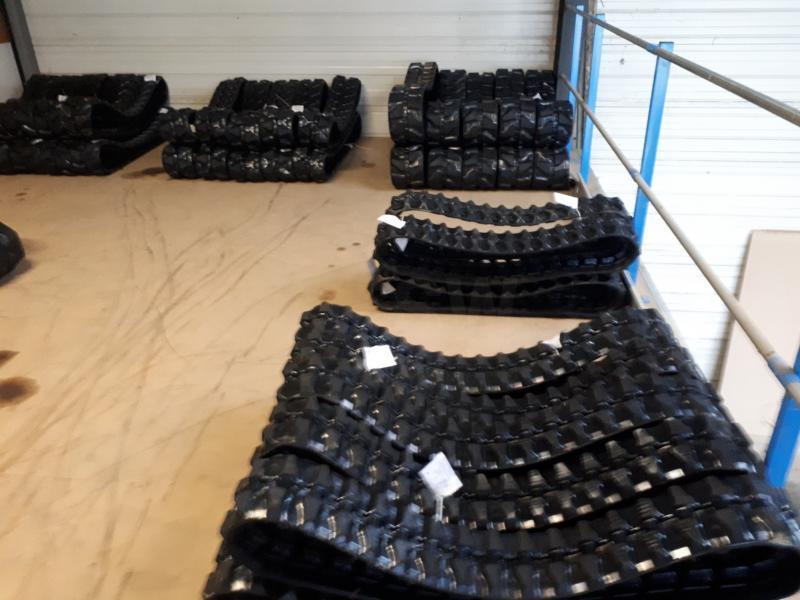 EIDER CHENILLES CAOUTCHOUC MINI PELLE - Track for Construction machinery: picture 1 EIDER CHENILLES CAOUTCHOUC MINI PELLE - Track for Construction machinery: picture 1