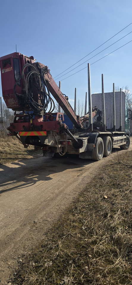 VOLVO FH 460 - Timber truck: picture 4 VOLVO FH 460 - Timber truck: picture 4
