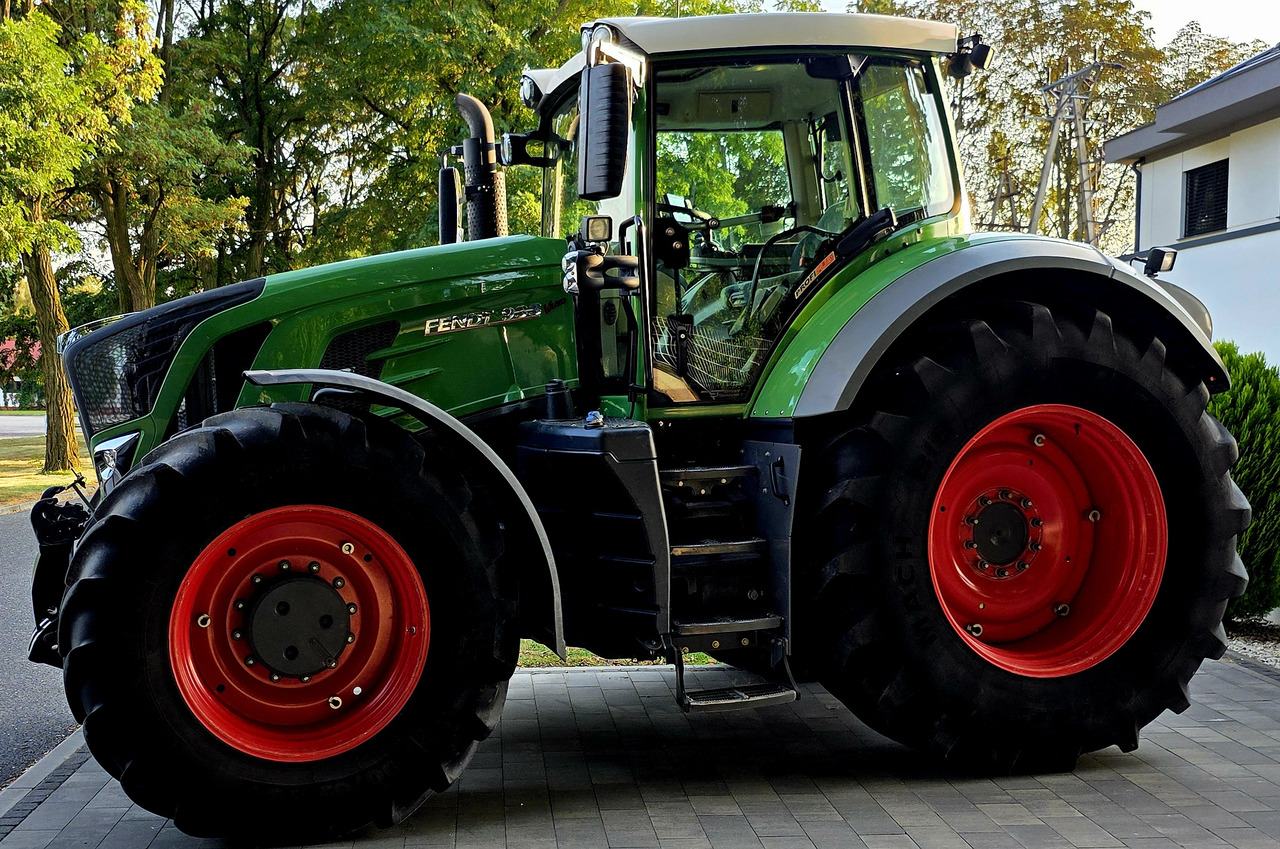 Fendt 933 S4 Profi Plus - Farm tractor: picture 3 Fendt 933 S4 Profi Plus - Farm tractor: picture 3