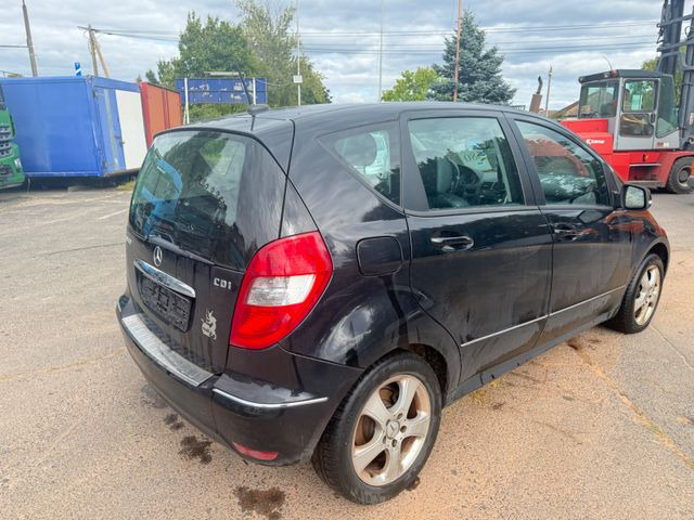 Car Mercedes-Benz A 180 A -Klasse A 180 CDI: picture 6 Car Mercedes-Benz A 180 A -Klasse A 180 CDI: picture 6