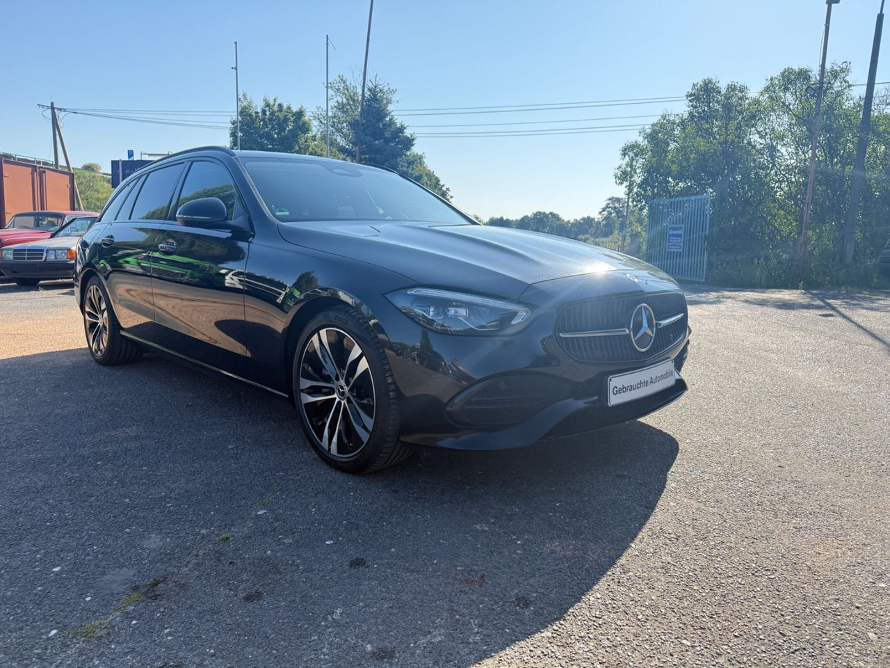 Mercedes-Benz C 220 C -Klasse T-Modell C 220 T d - Station wagon: picture 2 Mercedes-Benz C 220 C -Klasse T-Modell C 220 T d - Station wagon: picture 2