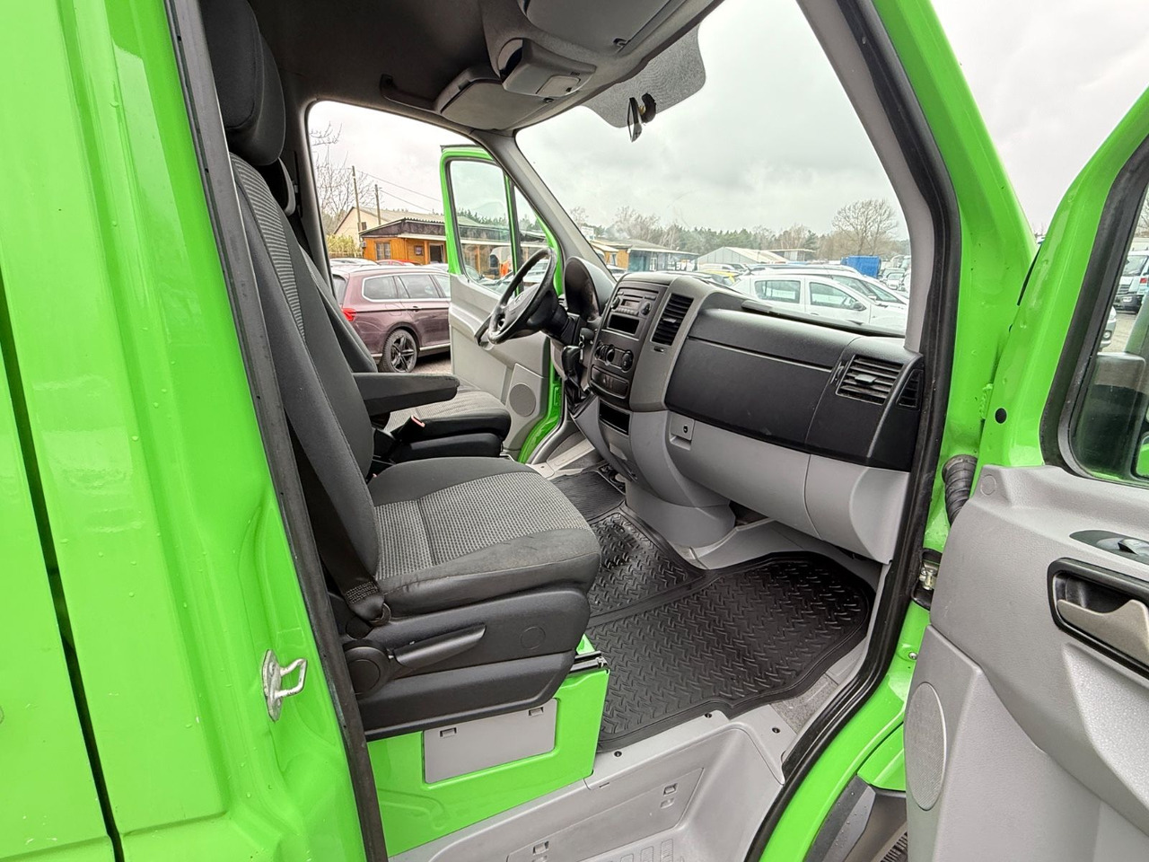 Panel van Mercedes-Benz Sprinter 313 CDI: picture 11