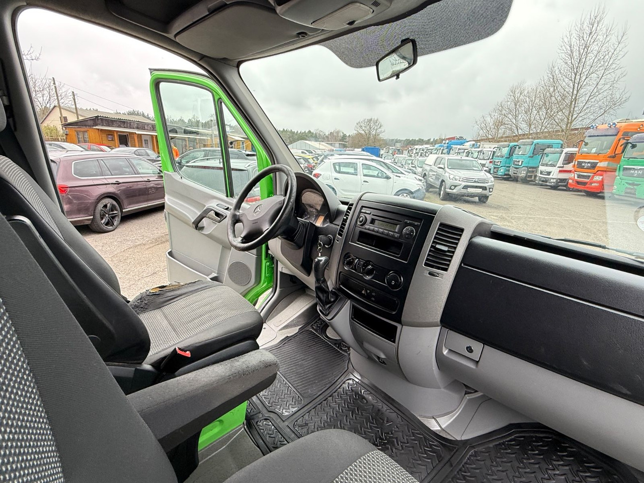 Panel van Mercedes-Benz Sprinter 313 CDI: picture 12