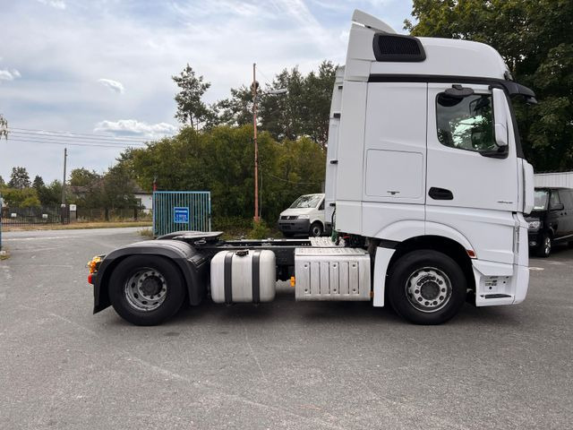 Mercedes-Benz Actros 1845 - Tractor unit: picture 5 Mercedes-Benz Actros 1845 - Tractor unit: picture 5