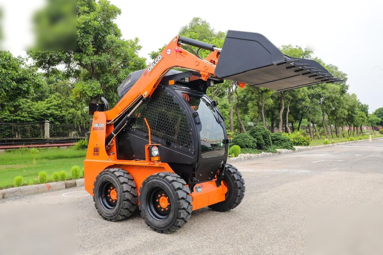 New Skid steer loader DELCO SSL175: picture 8