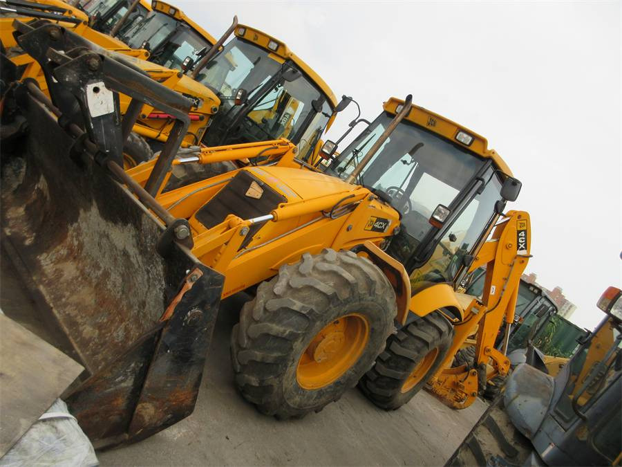 JCB 4CX - Backhoe loader: picture 1 JCB 4CX - Backhoe loader: picture 1