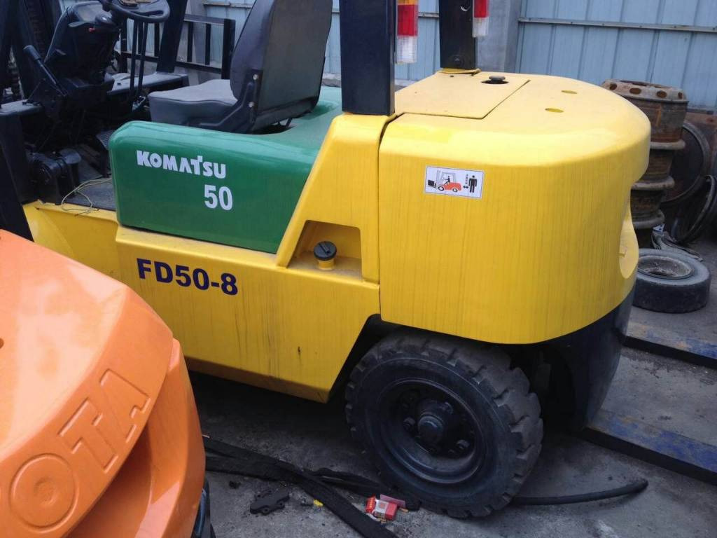 Komatsu FD50  - Reach truck: picture 1 Komatsu FD50  - Reach truck: picture 1