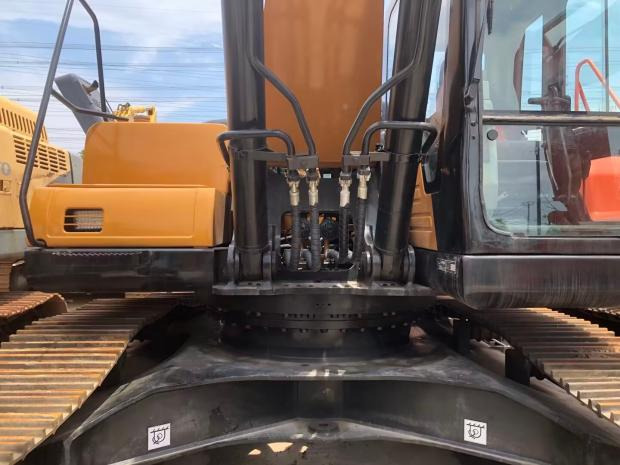 Crawler excavator SANY 365H: picture 6