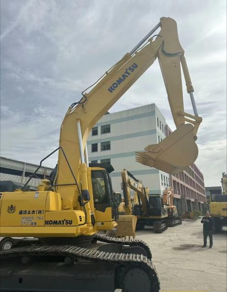Komatsu pc300-7 - Crawler excavator: picture 2 Komatsu pc300-7 - Crawler excavator: picture 2