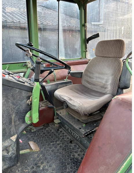 Fendt 611 LS 4x4 NL kenteken - Farm tractor: picture 3 Fendt 611 LS 4x4 NL kenteken - Farm tractor: picture 3
