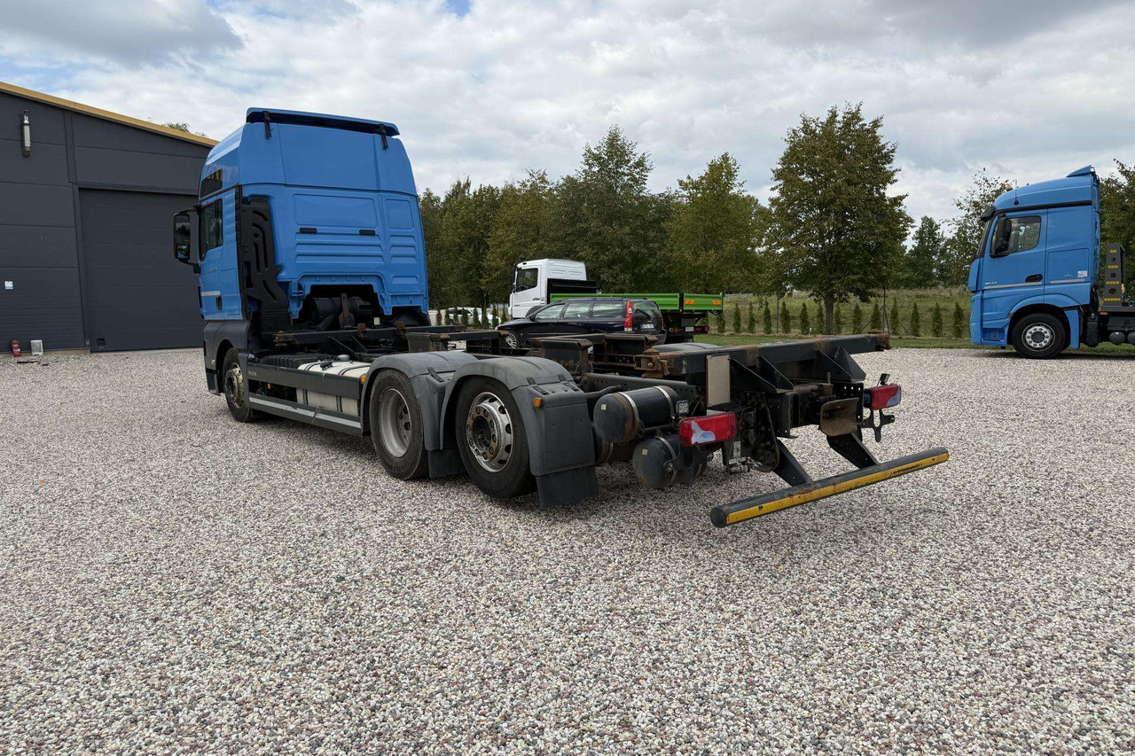 MAN TGX 26.420 - Container transporter/ Swap body truck: picture 4 MAN TGX 26.420 - Container transporter/ Swap body truck: picture 4