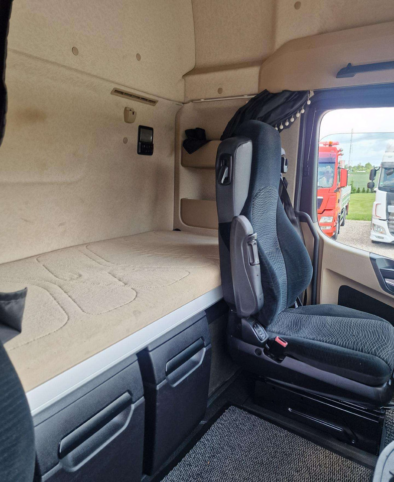 Autotransporter truck Mercedes-Benz Actros 25.43: picture 13