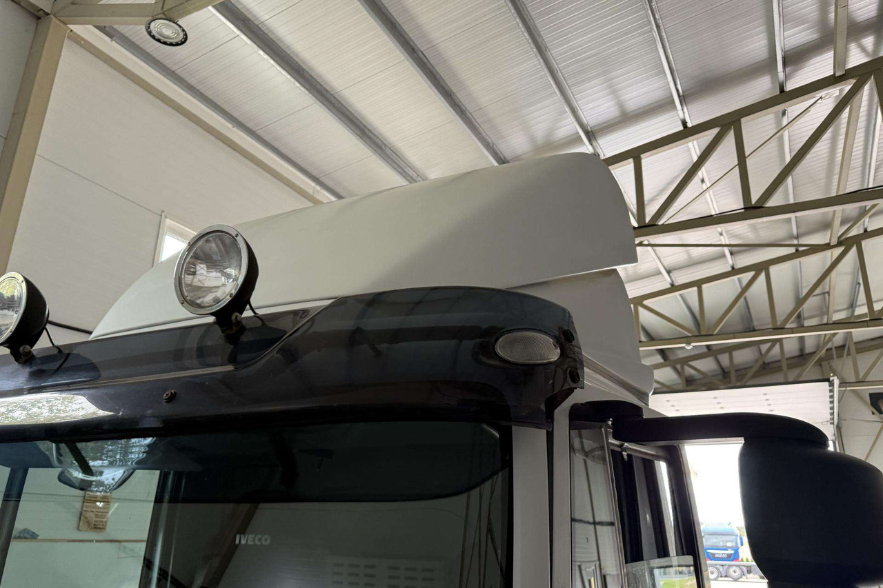 Iveco Spoileris - Spare parts for Truck: picture 1 Iveco Spoileris - Spare parts for Truck: picture 1