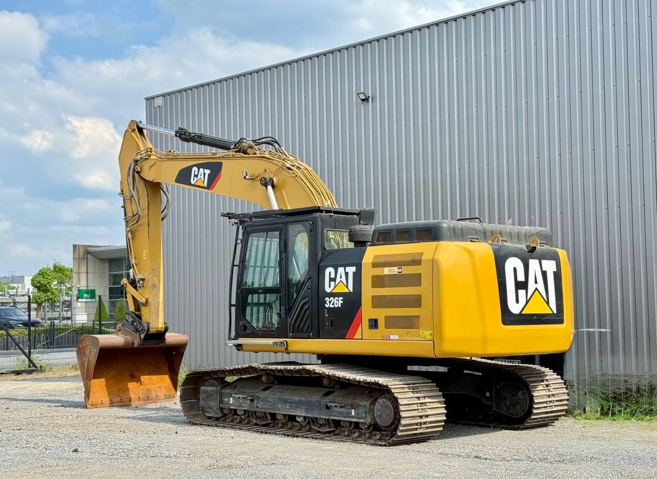 CAT 326FL - Crawler excavator: picture 3 CAT 326FL - Crawler excavator: picture 3