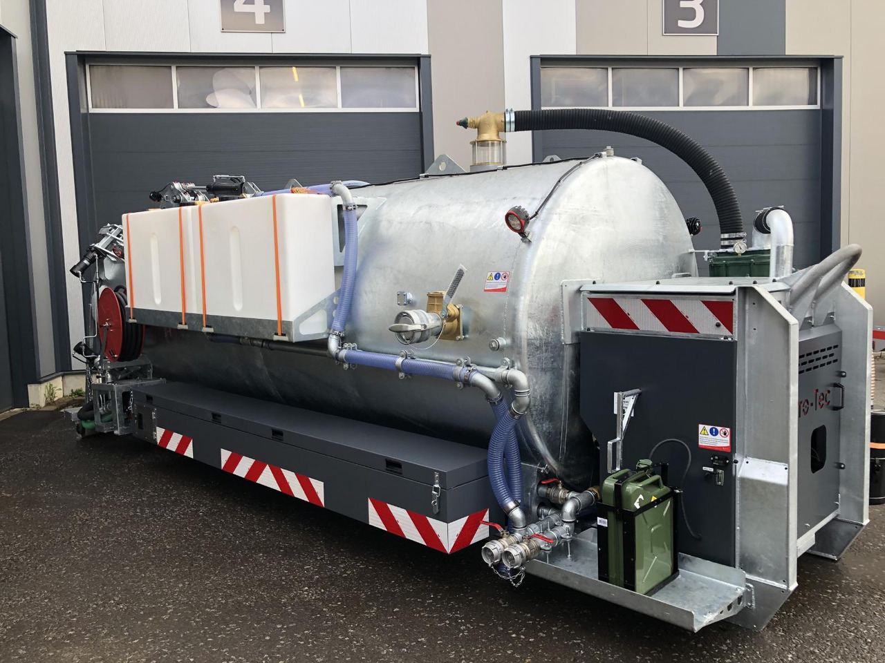 Abrollcontainer 10m³ Feuerwehr Wassertank - Roll-off container: picture 3 Abrollcontainer 10m³ Feuerwehr Wassertank - Roll-off container: picture 3