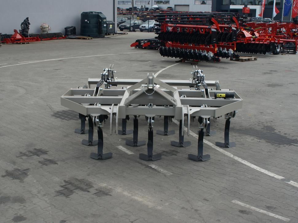 ROLEX Flügelschargrubber / No-till cultivator / Dechaumeur à dents / Aratri stoppiatori / Cultivador sin labranza / Культиватор No-till / Kultywator bezorkowy 3 m - Cultivator: picture 4 ROLEX Flügelschargrubber / No-till cultivator / Dechaumeur à dents / Aratri stoppiatori / Cultivador sin labranza / Культиватор No-till / Kultywator bezorkowy 3 m - Cultivator: picture 4