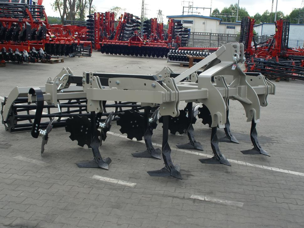 ROLEX Flügelschargrubber / Stubble cultivator / Dechaumeur à dents / Aratri stoppiatori / Стерневой культиватор / Agregat podorywkowy 3 m - Cultivator: picture 5 ROLEX Flügelschargrubber / Stubble cultivator / Dechaumeur à dents / Aratri stoppiatori / Стерневой культиватор / Agregat podorywkowy 3 m - Cultivator: picture 5