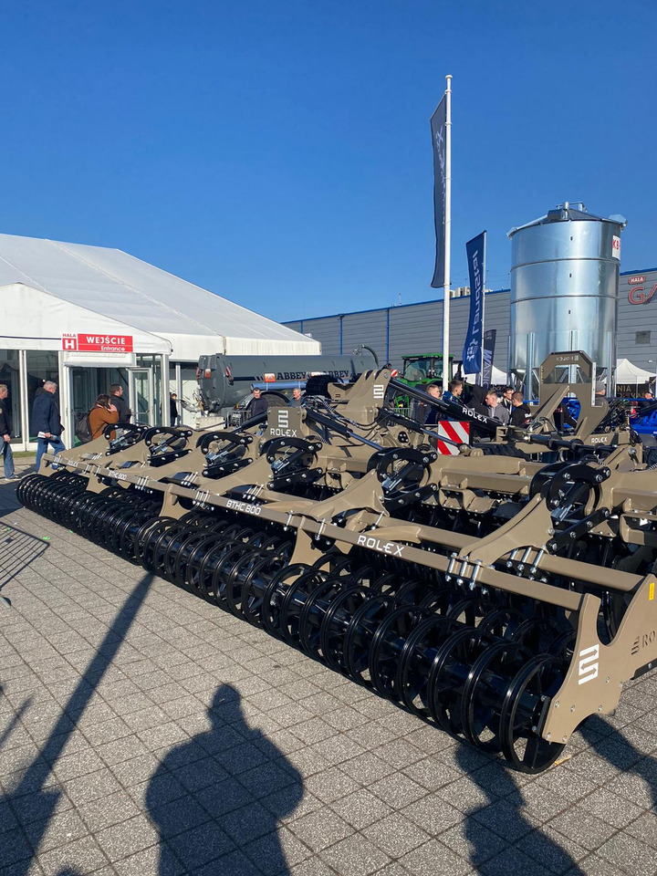 ROLEX Scheibenegge / Disc harrow / Dechaumeur à disques / Erpice a dischi / Grada de discos /Дисковая борона / Brona talerzowa 8 m - Disc harrow: picture 5 ROLEX Scheibenegge / Disc harrow / Dechaumeur à disques / Erpice a dischi / Grada de discos /Дисковая борона / Brona talerzowa 8 m - Disc harrow: picture 5