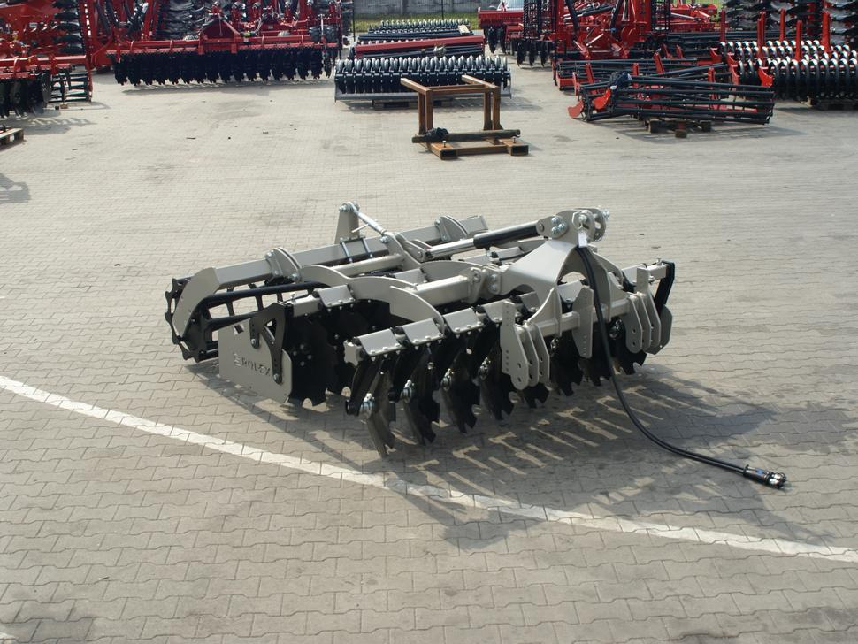 ROLEX Scheibenegge / Disc harrow for vineyards / Dechaumeur à disques pour vignes / Erpice a dischi / Дисковая борона для виноградника / Brona talerzowa do winnic 1,1 m - Disc harrow: picture 4 ROLEX Scheibenegge / Disc harrow for vineyards / Dechaumeur à disques pour vignes / Erpice a dischi / Дисковая борона для виноградника / Brona talerzowa do winnic 1,1 m - Disc harrow: picture 4