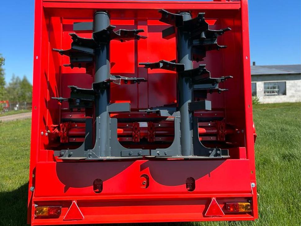 Leasing of Roltrans Miststreuer / Manure spreader / Épandeur à fumier / Spandiletame / Разбрасыватель органических удобрений / Rozrzutnik obornika N250/32 JAMNIK 8 t Roltrans Miststreuer / Manure spreader / Épandeur à fumier / Spandiletame / Разбрасыватель органических удобрений / Rozrzutnik obornika N250/32 JAMNIK 8 t: picture 6