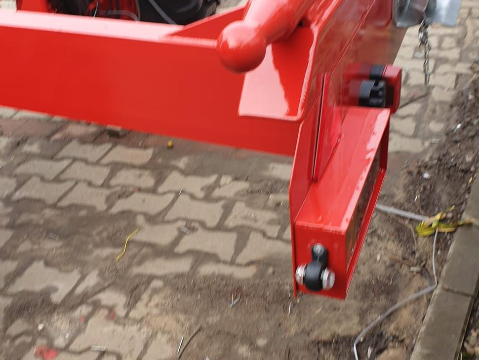 New Farm tipping trailer/ Dumper Techmont Anhänger / Trailer / Remorque / Rimorchio / Прицеп одноосный / Przyczepa jednoosiowa T-151/1 3,5 t: picture 9 New Farm tipping trailer/ Dumper Techmont Anhänger / Trailer / Remorque / Rimorchio / Прицеп одноосный / Przyczepa jednoosiowa T-151/1 3,5 t: picture 9