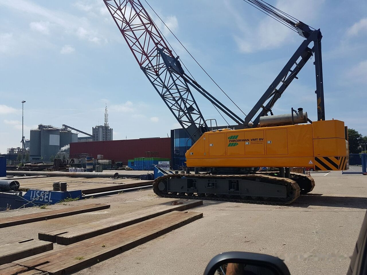 Fushun QUY 80 B - Crawler crane: picture 1 Fushun QUY 80 B - Crawler crane: picture 1