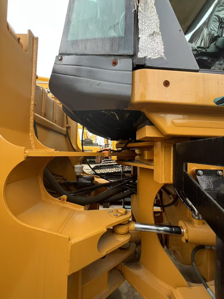 CATERPILLAR 966H - Wheel loader: picture 4 CATERPILLAR 966H - Wheel loader: picture 4