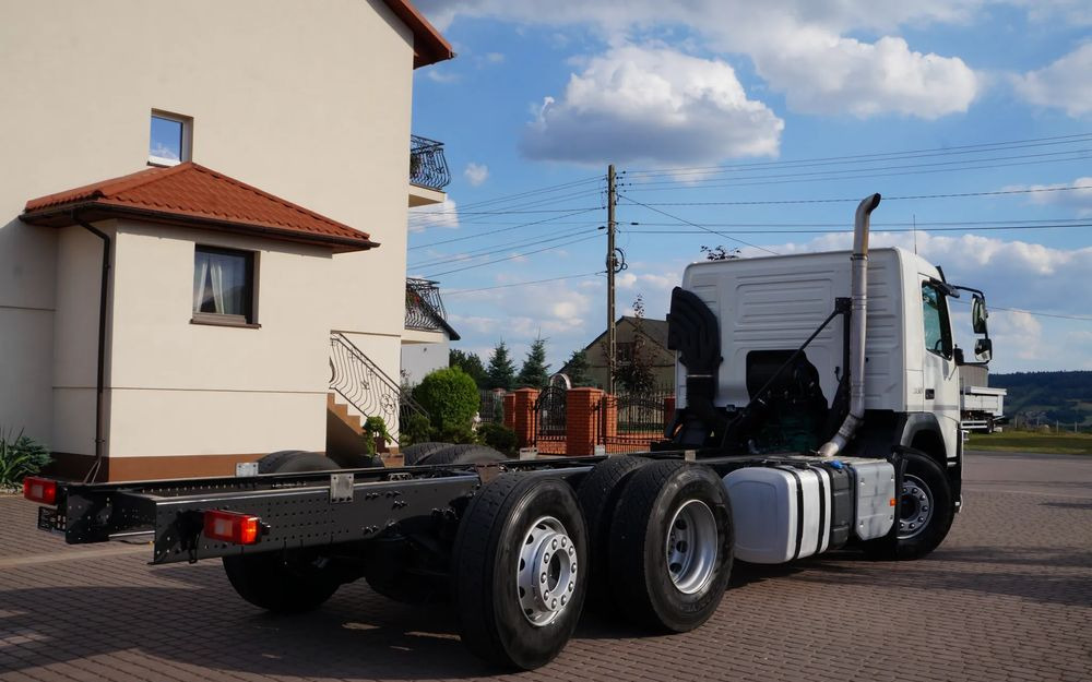 Volvo FM 6X2 EURO 6 RAMA DO ZABUDOWY 2019r OŚ SKRĘTNA PODNOSZONA SCANIA - Cab chassis truck: picture 5 Volvo FM 6X2 EURO 6 RAMA DO ZABUDOWY 2019r OŚ SKRĘTNA PODNOSZONA SCANIA - Cab chassis truck: picture 5