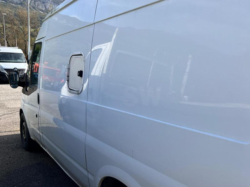 Ford Transit 2,2L TDCI 140cv Moteur HS - Small van: picture 5 Ford Transit 2,2L TDCI 140cv Moteur HS - Small van: picture 5