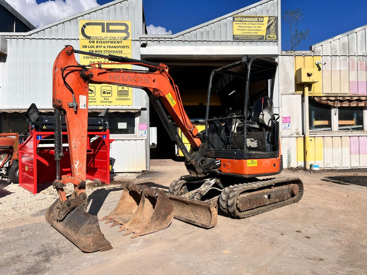 Hitachi ZX29U3 MINIPELLE 3T - Mini excavator: picture 1 Hitachi ZX29U3 MINIPELLE 3T - Mini excavator: picture 1