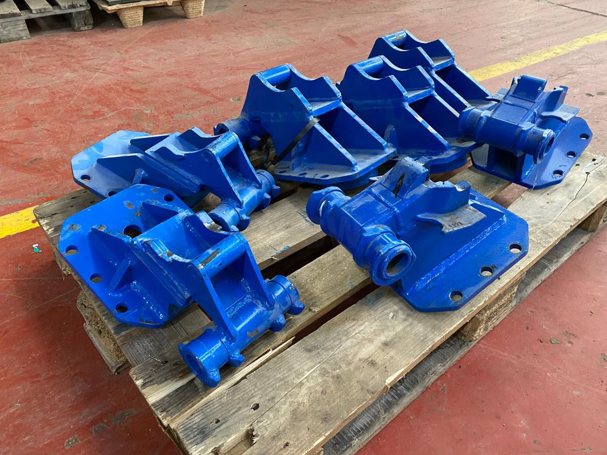 MORIN PLATINE À BOULONNÉE M0 à M2 - Quick coupler for Construction machinery: picture 4 MORIN PLATINE À BOULONNÉE M0 à M2 - Quick coupler for Construction machinery: picture 4