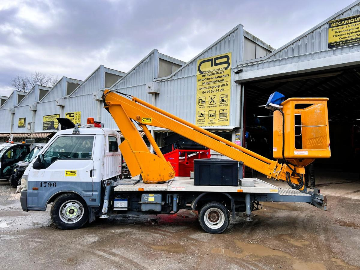 Mazda Bongo Fourgon Nacelle 14,5m - Aerial platform, Van: picture 2 Mazda Bongo Fourgon Nacelle 14,5m - Aerial platform, Van: picture 2