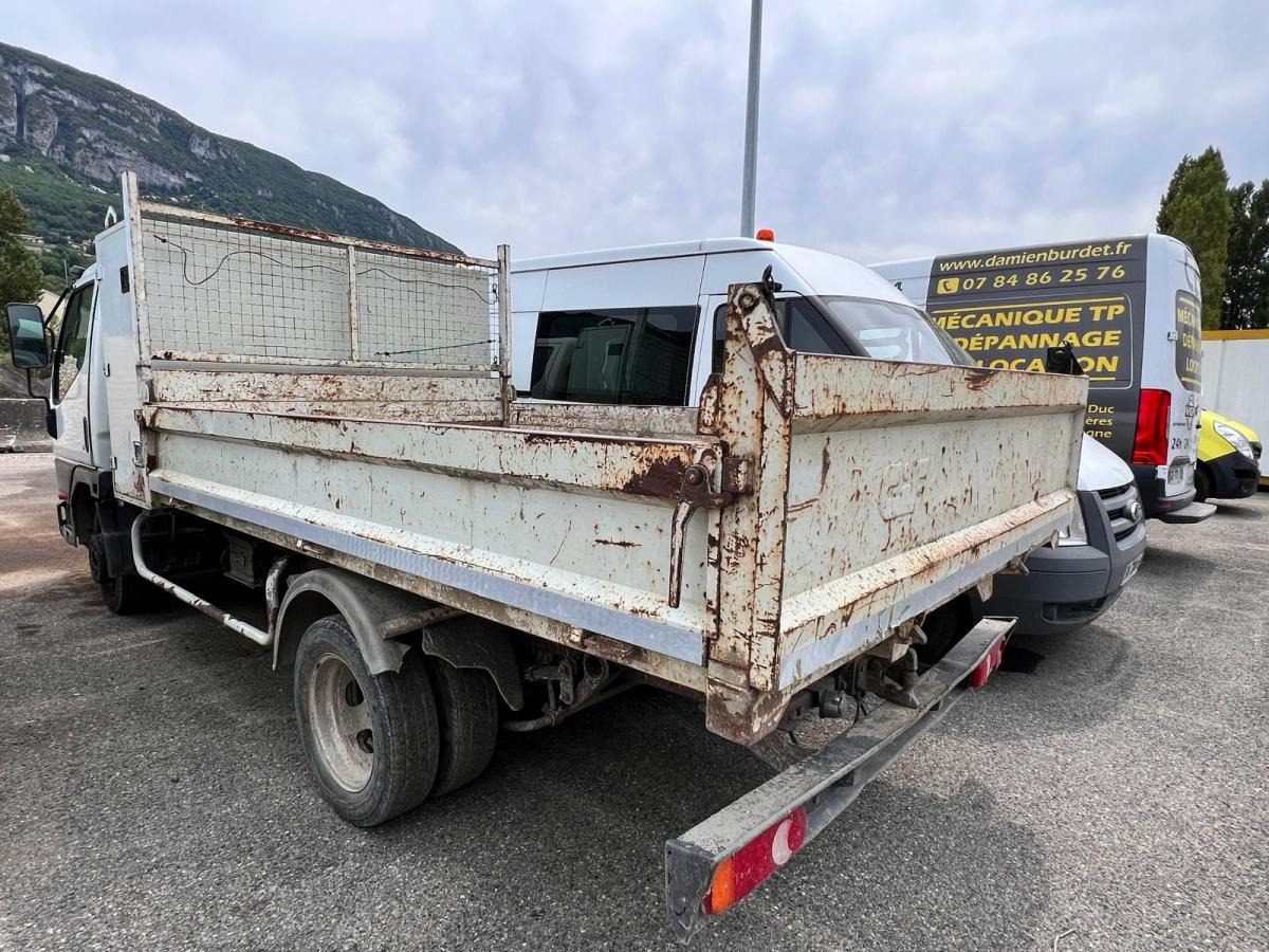 Mitsubishi Canter FB634 D CAMION BENNE (NET DE TVA) - Tipper van: picture 4 Mitsubishi Canter FB634 D CAMION BENNE (NET DE TVA) - Tipper van: picture 4