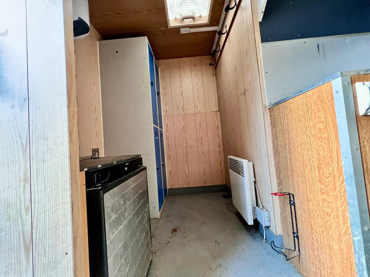 Construction container REMORQUE BASE VIE CABANE DE CHANTIER: picture 13 Construction container REMORQUE BASE VIE CABANE DE CHANTIER: picture 13