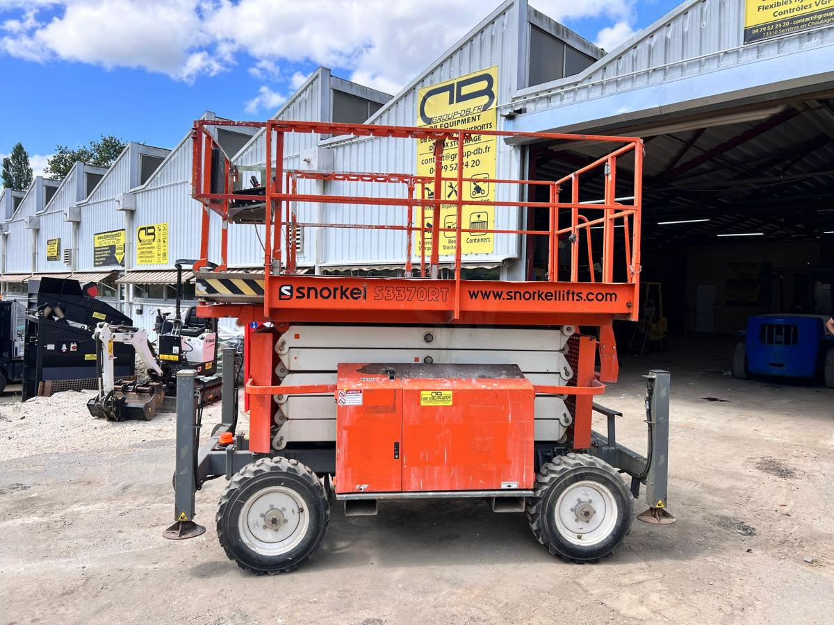 Snorkel S3370RT NACELLE CISEAUX 12M 4X4 DIESEL - Scissor lift: picture 3 Snorkel S3370RT NACELLE CISEAUX 12M 4X4 DIESEL - Scissor lift: picture 3