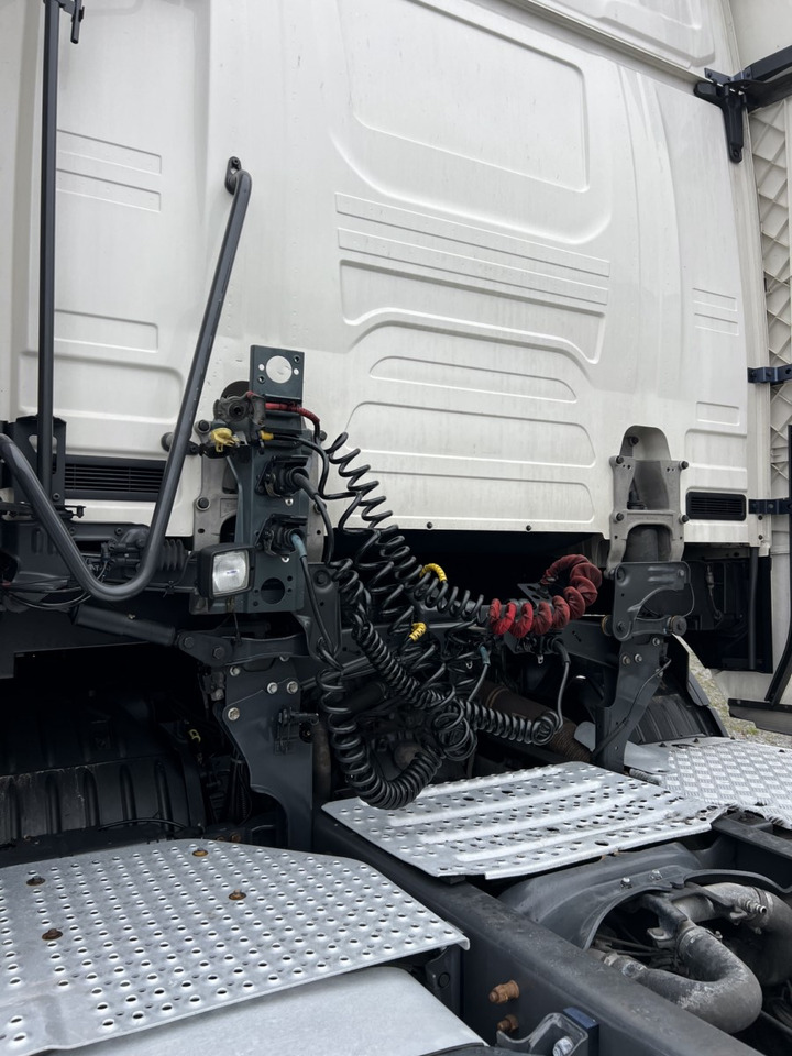Truck SCANIA S450: picture 21