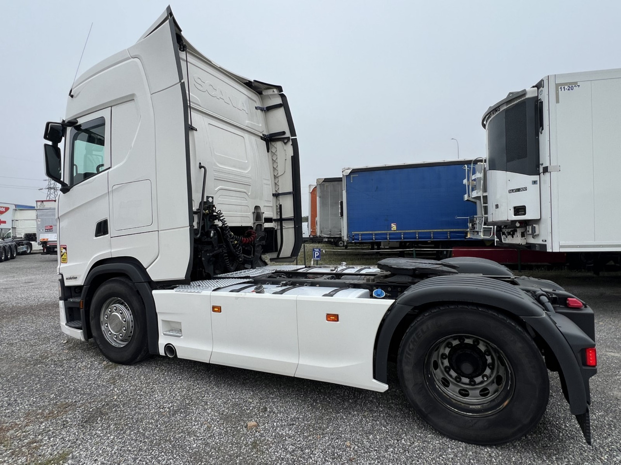 Truck SCANIA S450: picture 9