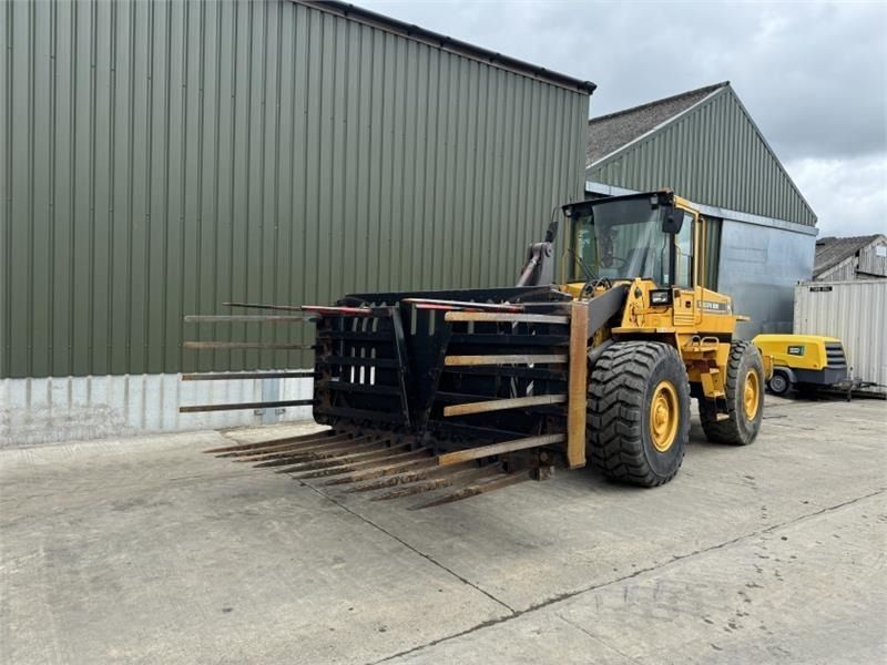 Albutt B916HX Buck Rake - Self-loading wagon: picture 1 Albutt B916HX Buck Rake - Self-loading wagon: picture 1