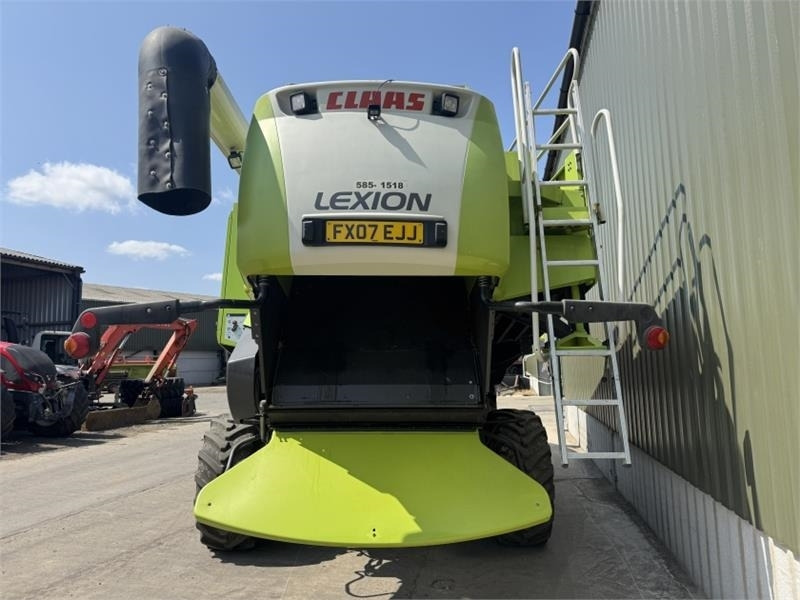 Claas Lexion 570c c/w V750 Header **F - Harvester attachment: picture 5 Claas Lexion 570c c/w V750 Header **F - Harvester attachment: picture 5