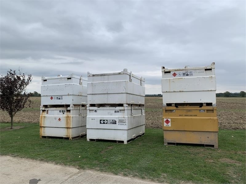 Fuel Tanks Bunded Fuel Tanks - Articulated dumper: picture 2 Fuel Tanks Bunded Fuel Tanks - Articulated dumper: picture 2