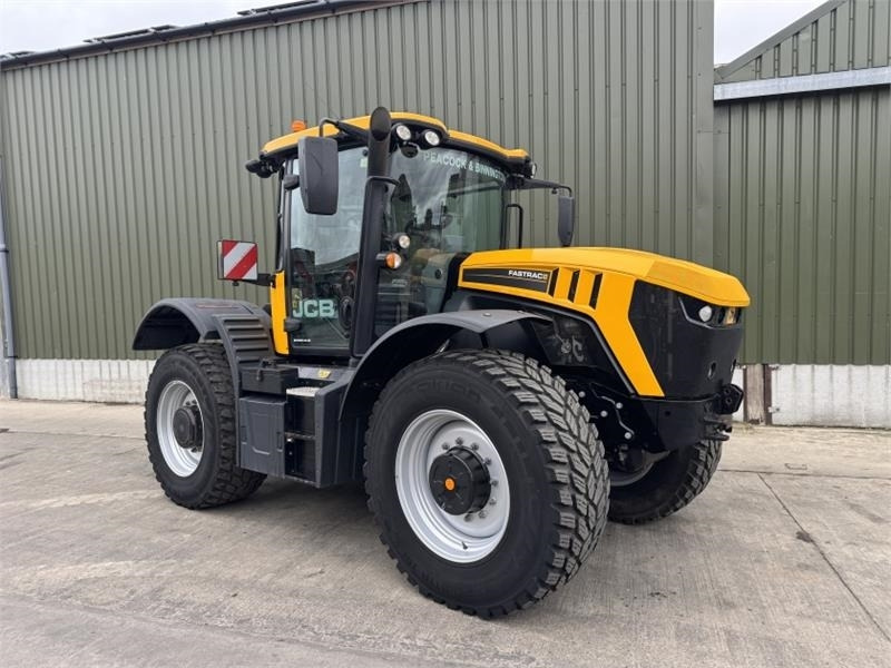 JCB Fastrac 4220 **8000 Hour Warranty** - Farm tractor: picture 1 JCB Fastrac 4220 **8000 Hour Warranty** - Farm tractor: picture 1