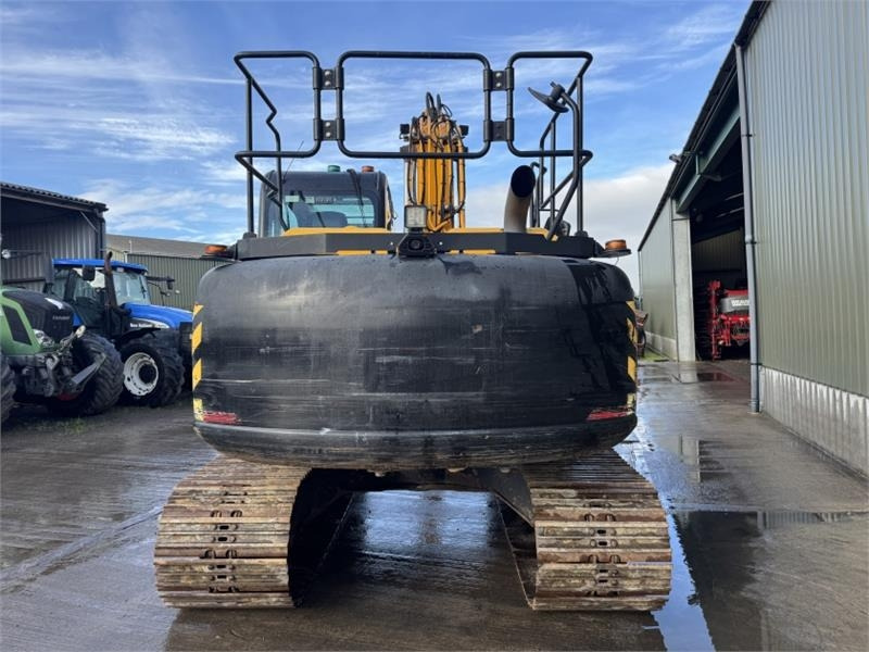 JCB JS 131 LC+ Excavator - Articulated dumper: picture 5 JCB JS 131 LC+ Excavator - Articulated dumper: picture 5