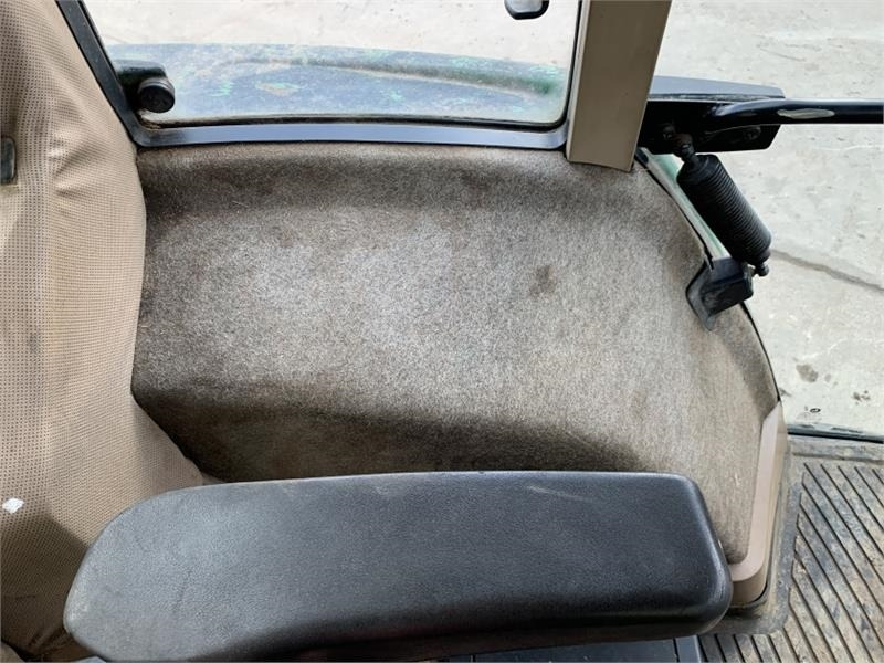 Leasing of John Deere 6800 Tractor John Deere 6800 Tractor: picture 18 Leasing of John Deere 6800 Tractor John Deere 6800 Tractor: picture 18